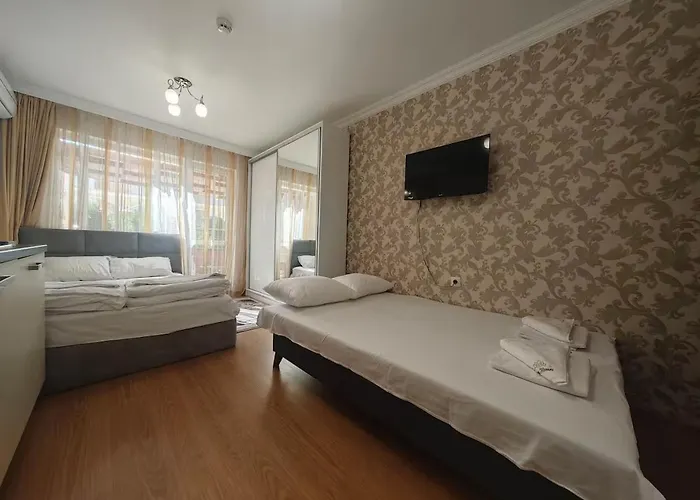 Gazde/Camere de închiriat луксозно студио сладък дом в Sunny Beach