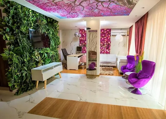 луксозно студио сладък дом в Gazde/Camere de închiriat Sunny Beach