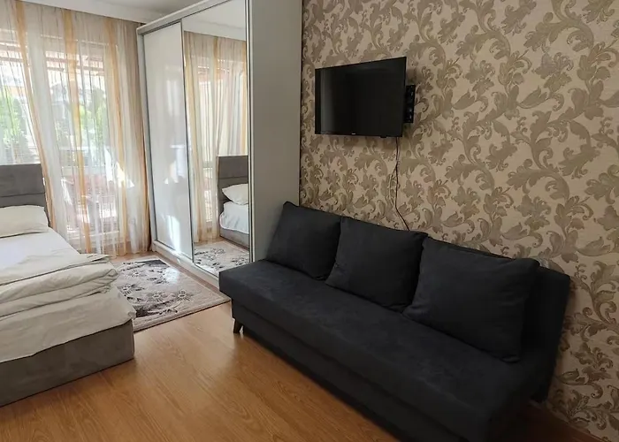 Проживание в семье луксозно студио сладък дом в