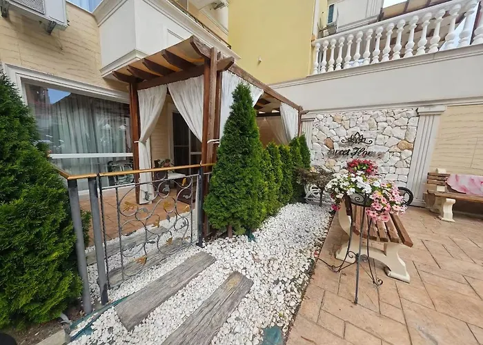 Проживание в семье луксозно студио сладък дом в Солнечный берег